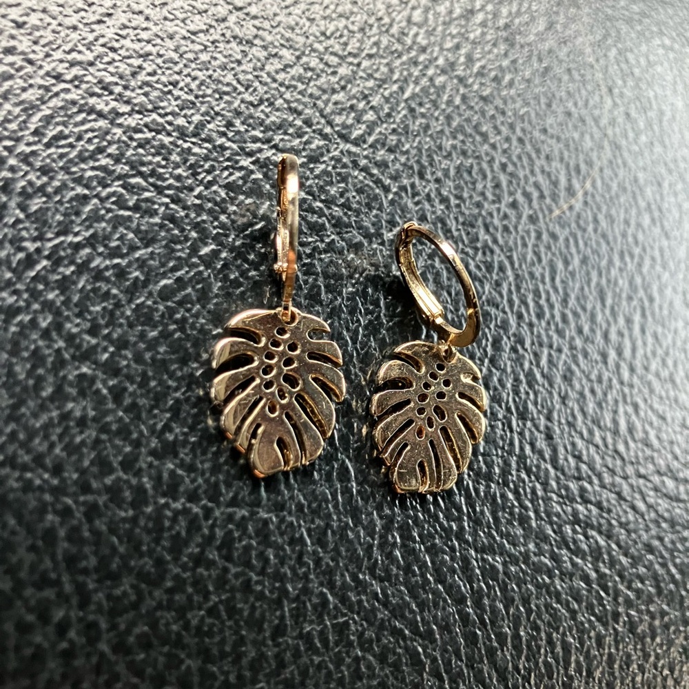 Gold Leaf Dangle Earrings